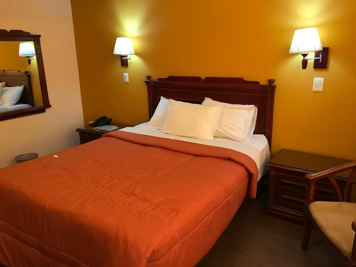 Hotel La Primacia Lima Exterior photo
